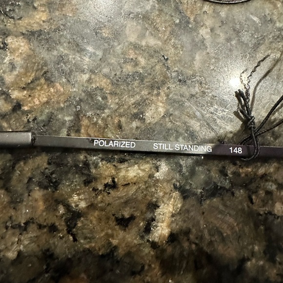 Quay Australia Still Standing 60mm Polarized Aviator Sunglasses - Brand New - Picture 9 of 9